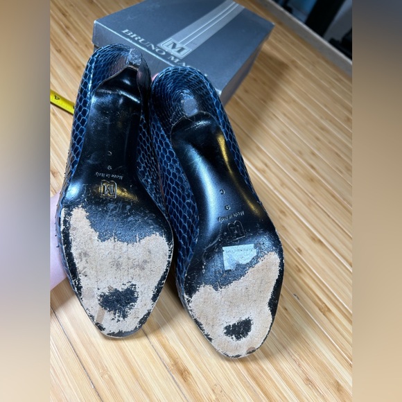 Vintage Bruno Magli Blue Snakeskin Print Peep Toe Size 9 - Picture 2 of 14